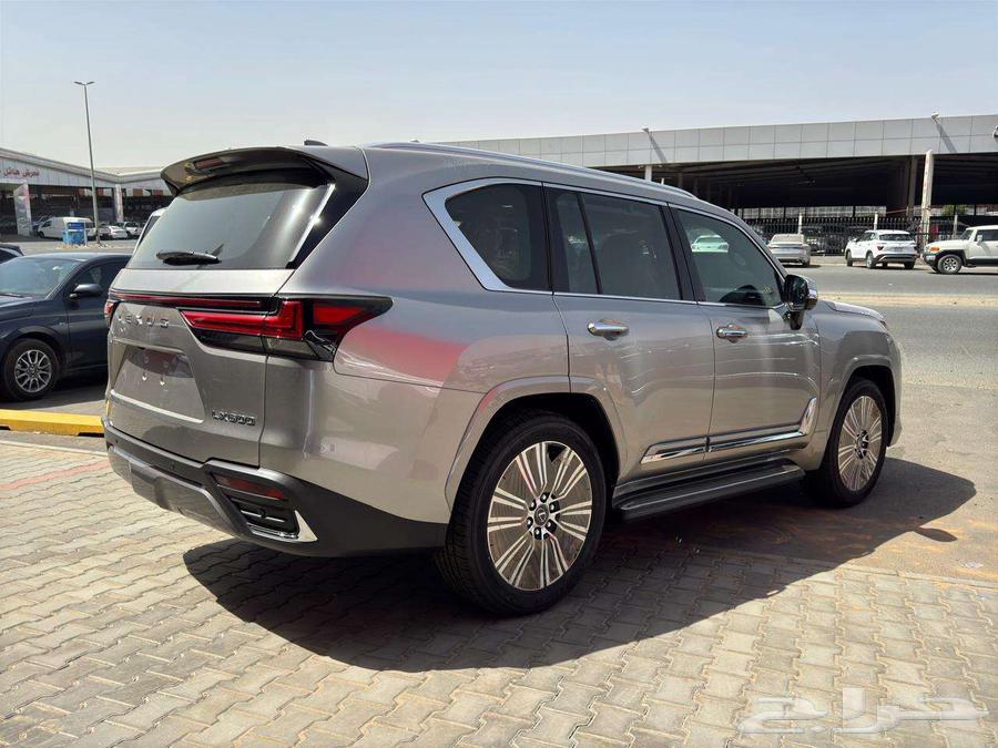لكزس LX600 BB موديل 2025 سعودي63040183106306113