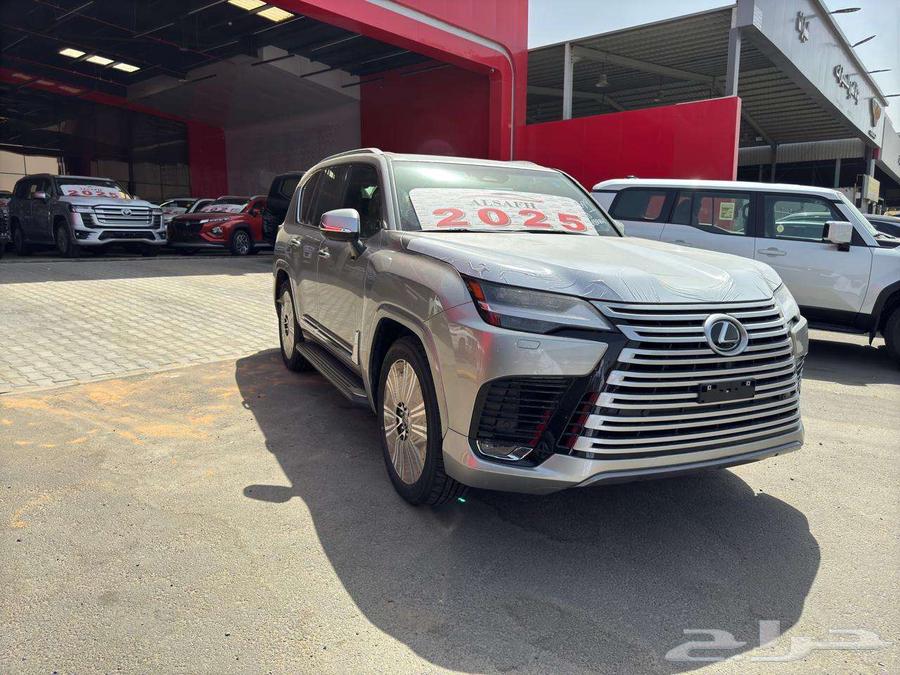 لكزس LX600 BB موديل 2025 سعودي63040183106306112