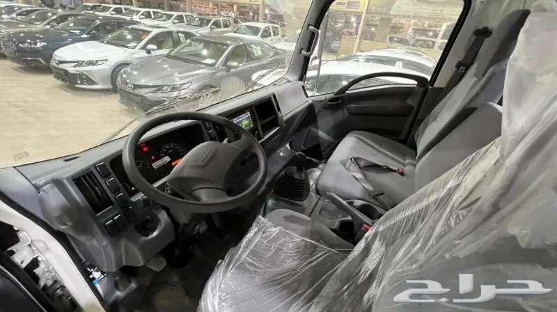 Isuzu Dina 2024 available in 4-ton, 5-ton, and 6-ton long chassis variants63037723117569114