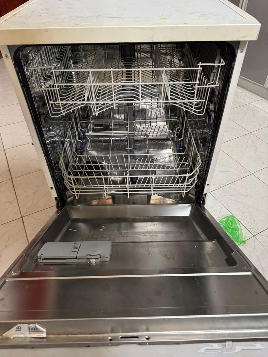 Used washing machines for sale with some malfunctions630276857332511128