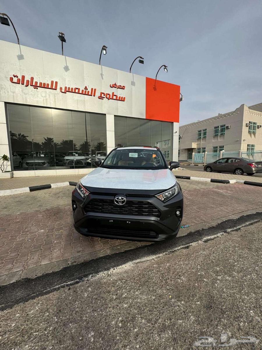 تويوتا راف فور نص فل XLE 202563036845441923111