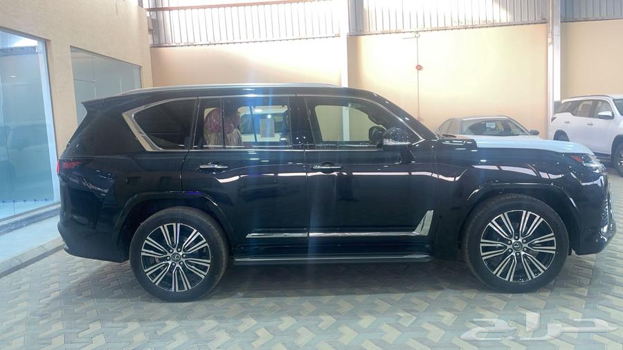 لكزس LX 600 BB السعر بالضريبة (( 588800))63114412597121112