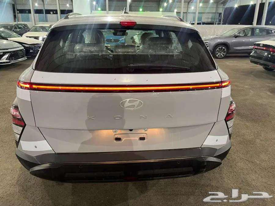 Hyundai Kona Smart Model 2025 Cash and Financing Lowest Prices63034055063299114