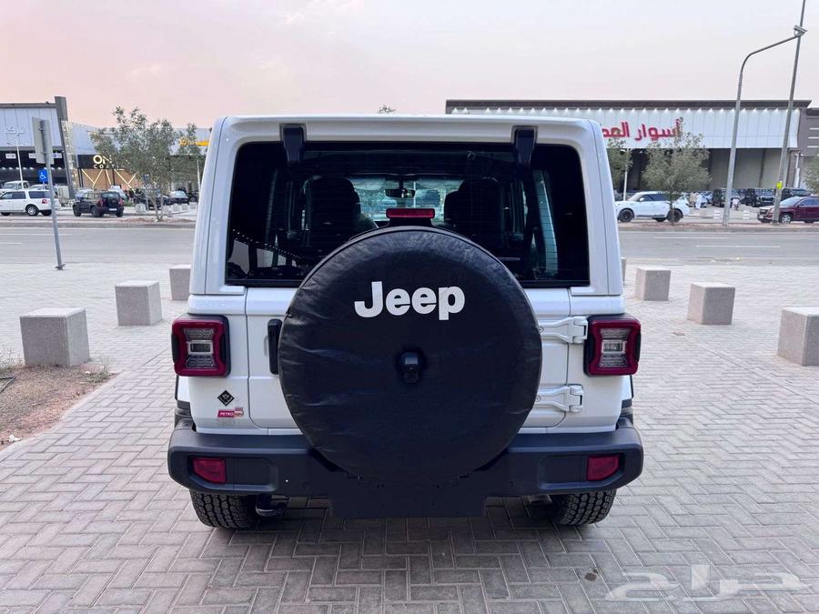 جيب رانجلر صحاري عرض خاص السعر 179000 موديل2023اقوي العروض63035622810371114