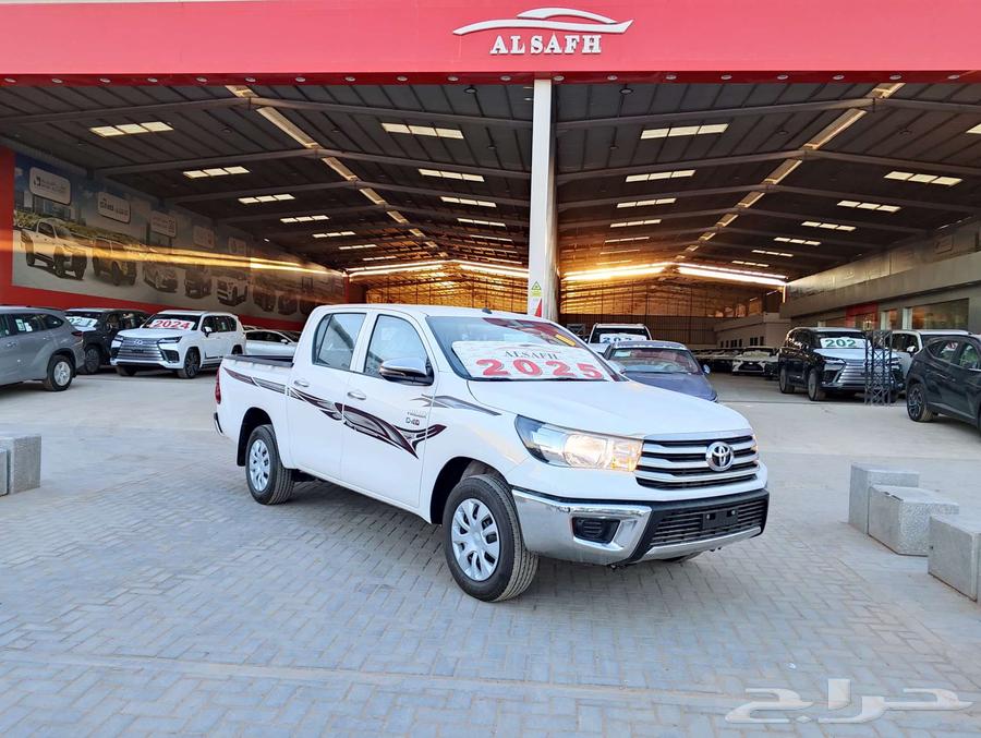 Toyota Hilux GMR2 GL without double Saudi 2025 I have the page630372563435541110