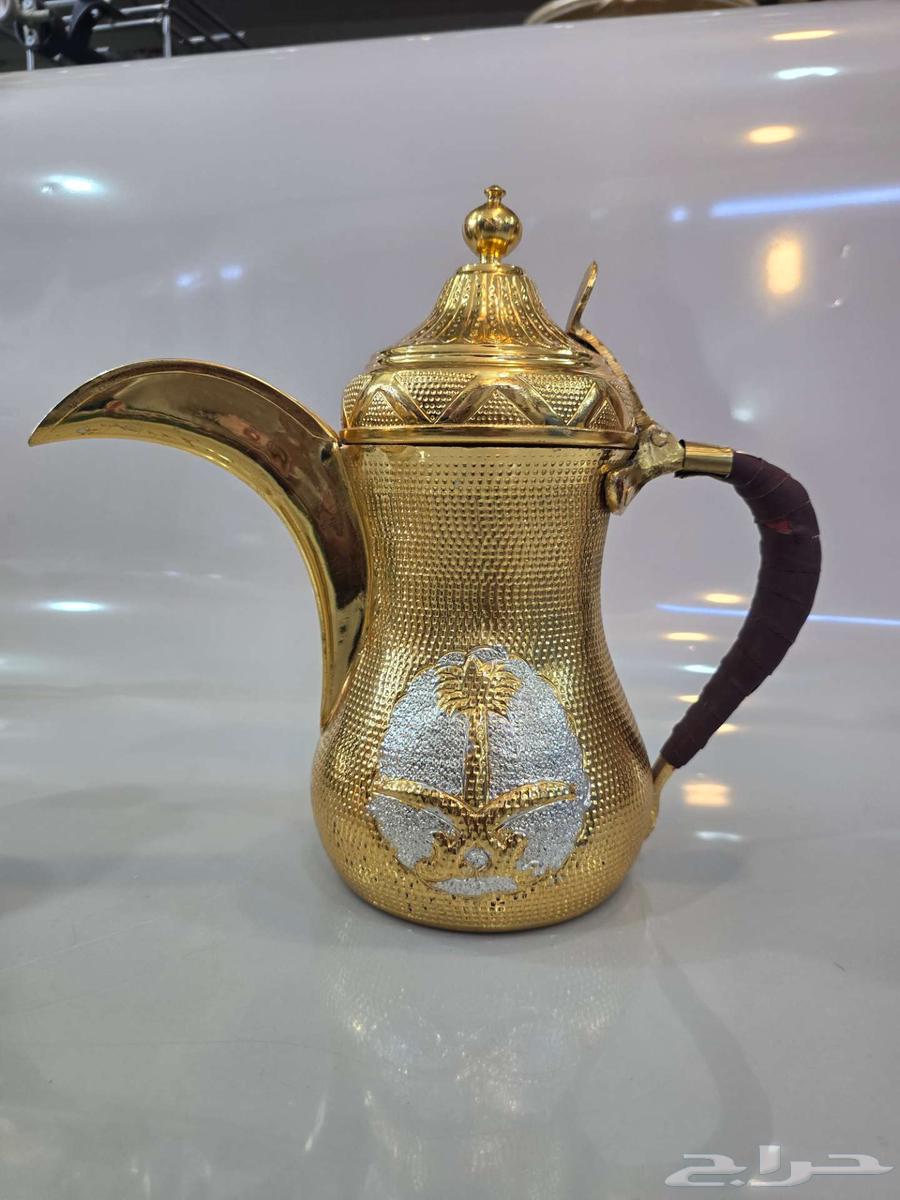 Different types and sizes of Dalal63023336163330113