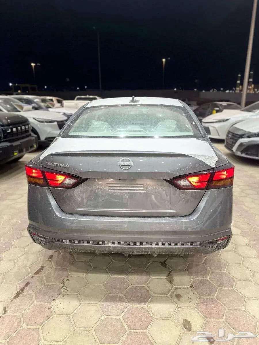 Nissan Al-Tima Standard and Full Model 202563031877823362113