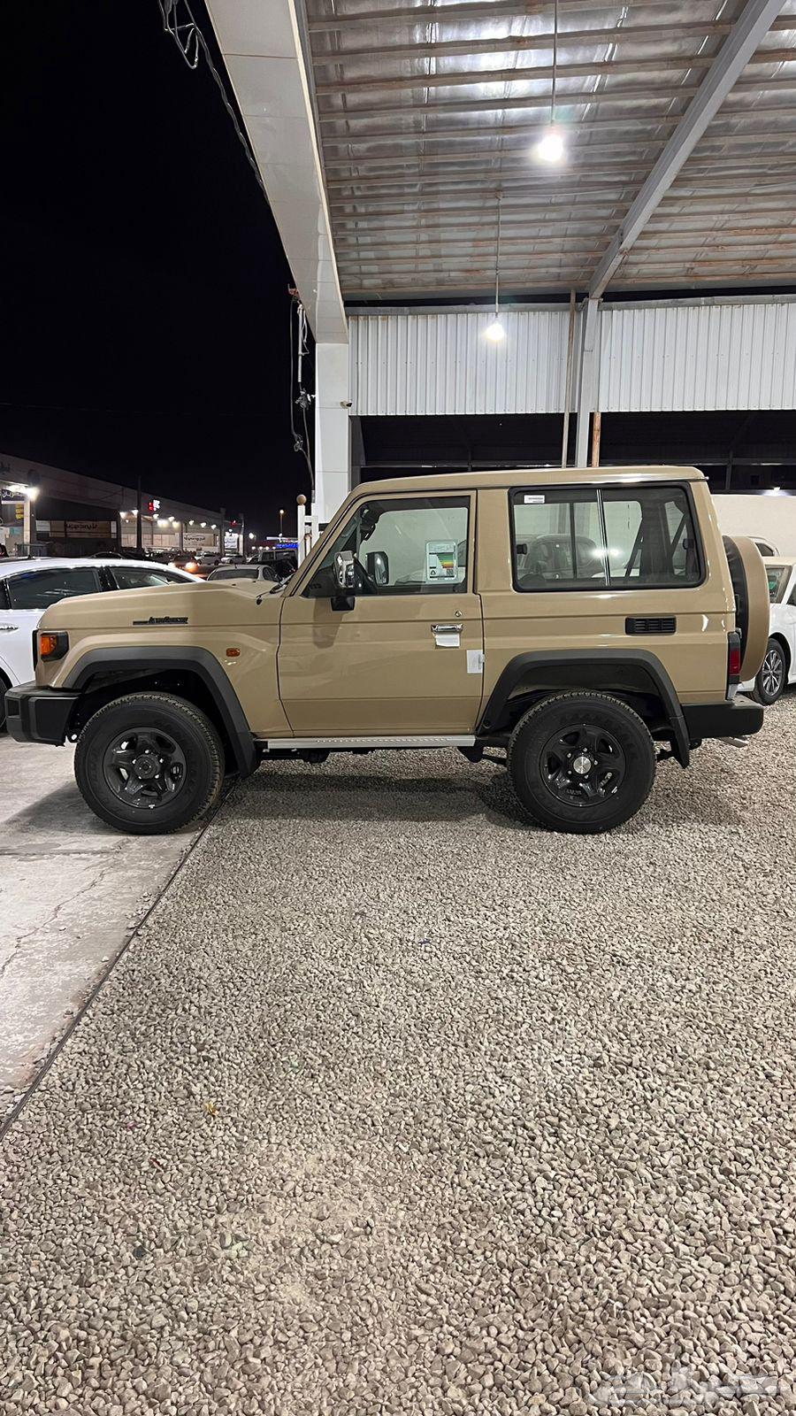 Jeep Wrangler Rubicon 2024 without winch beige63028831008001112
