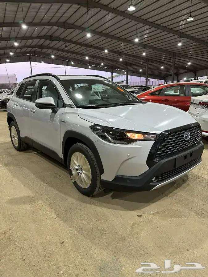 تويوتا كرولا كروس نص فل موديل 202463024471038209112