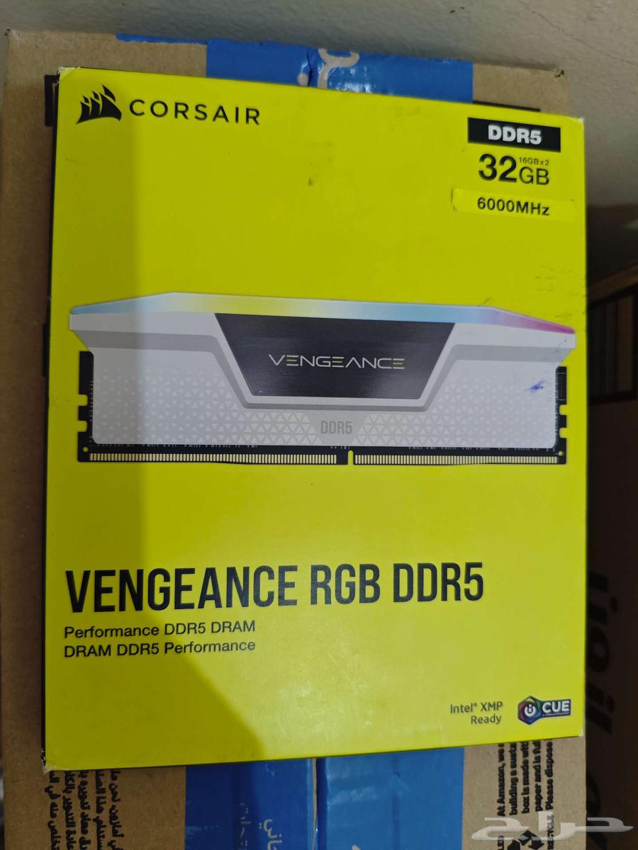 تم البيع رام CORSAIR VENGEANCE DDR5 RAM 32GB 6000MHz ابيض630219588496651110