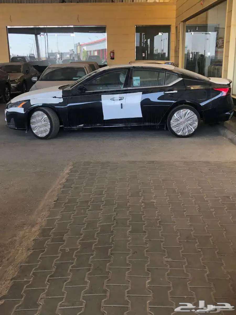 Nissan Al-Tiida 2025 model SV with installment of 1650 at Al-Hasan630284317781791122