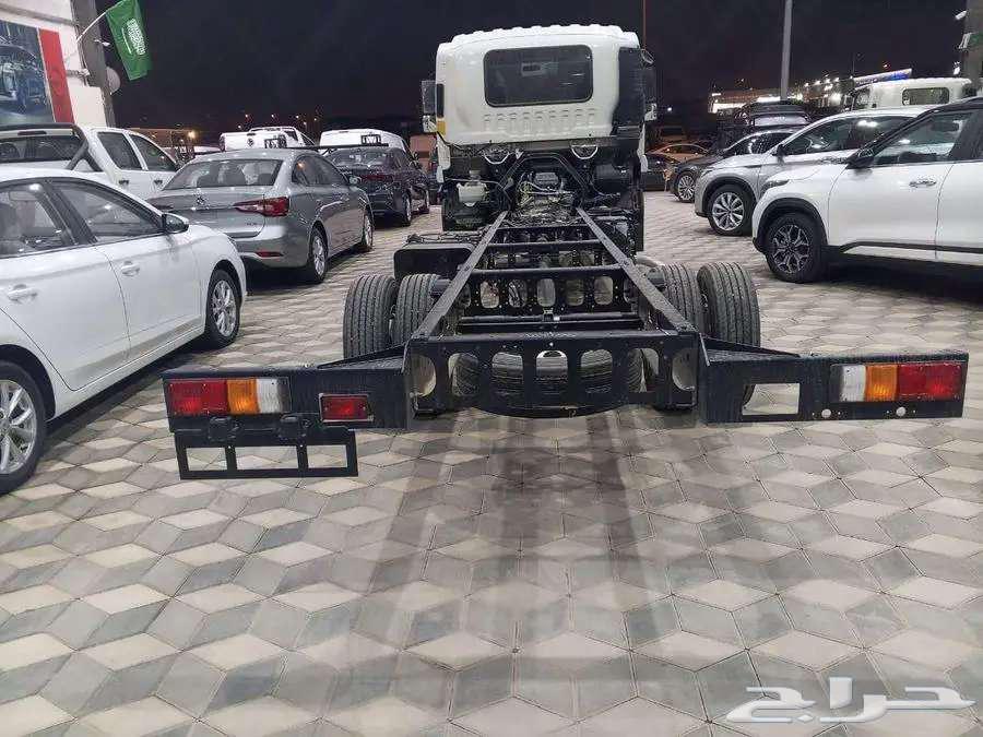 ايسوزو شاحنة 7.5 طن 202563026236208257114