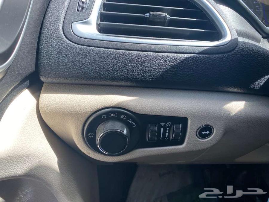 Chrysler 200 - 2016 Full Optional SAR 25 000630253544075531126