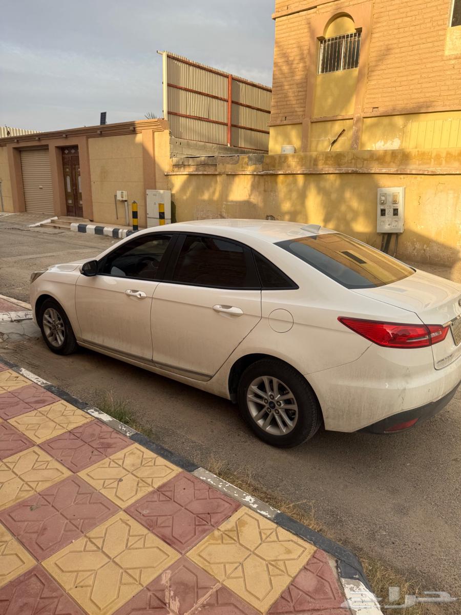 فورد اسكورت202063021353287553113