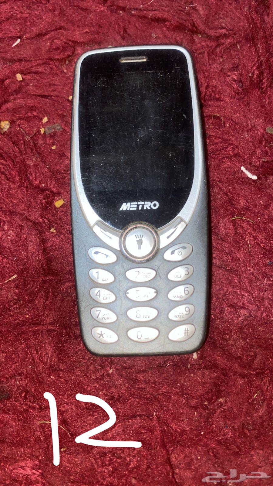 Old Nokia and Siemens mobile phones63019773307393113