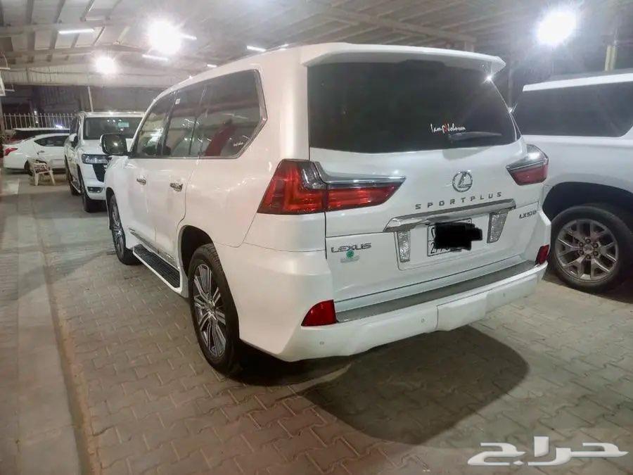 Lexus ((Sold)) LX570 2016 Model63021807267075111