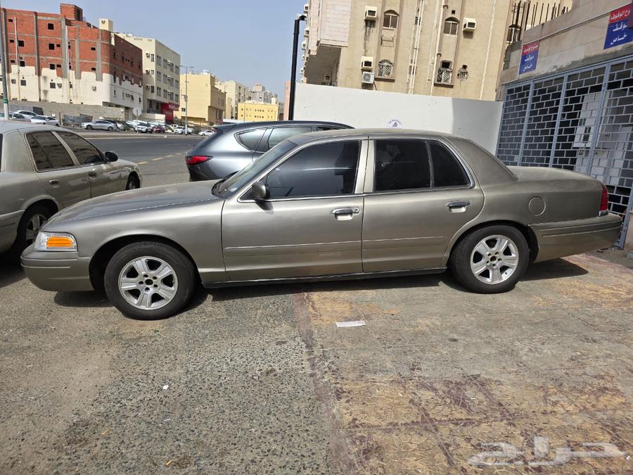 فورد كراون فكتوريا 2001 للبيع63025363993729112