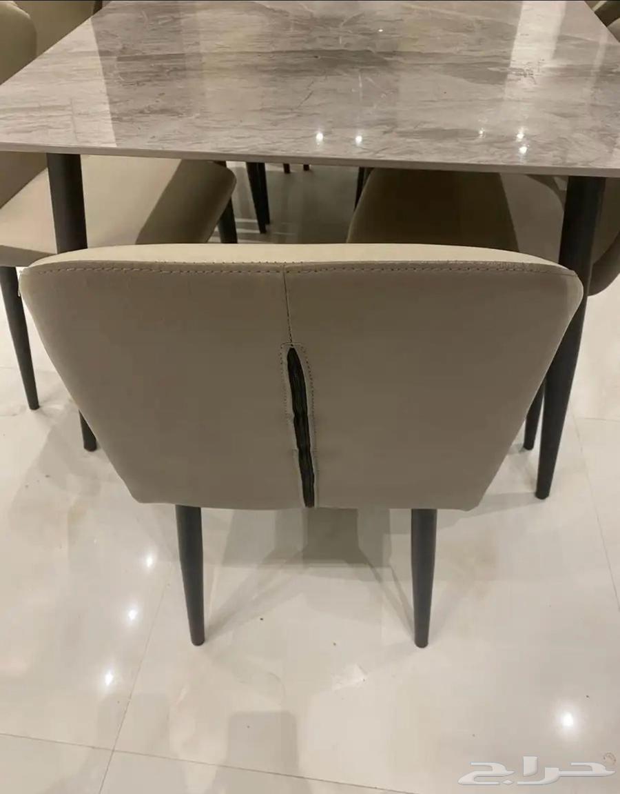 Dining table63015458009475112