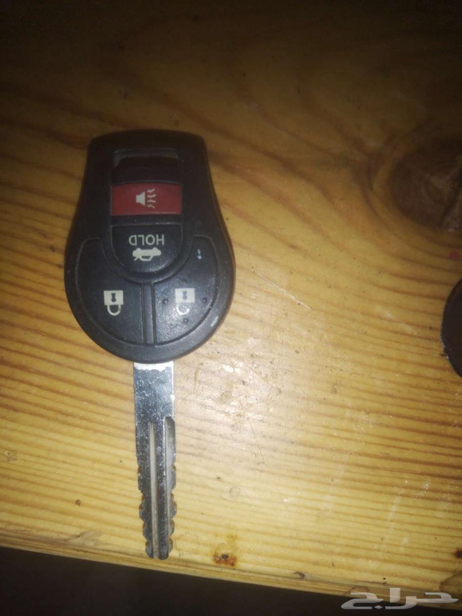 Nissan Sunny key63017406898178110