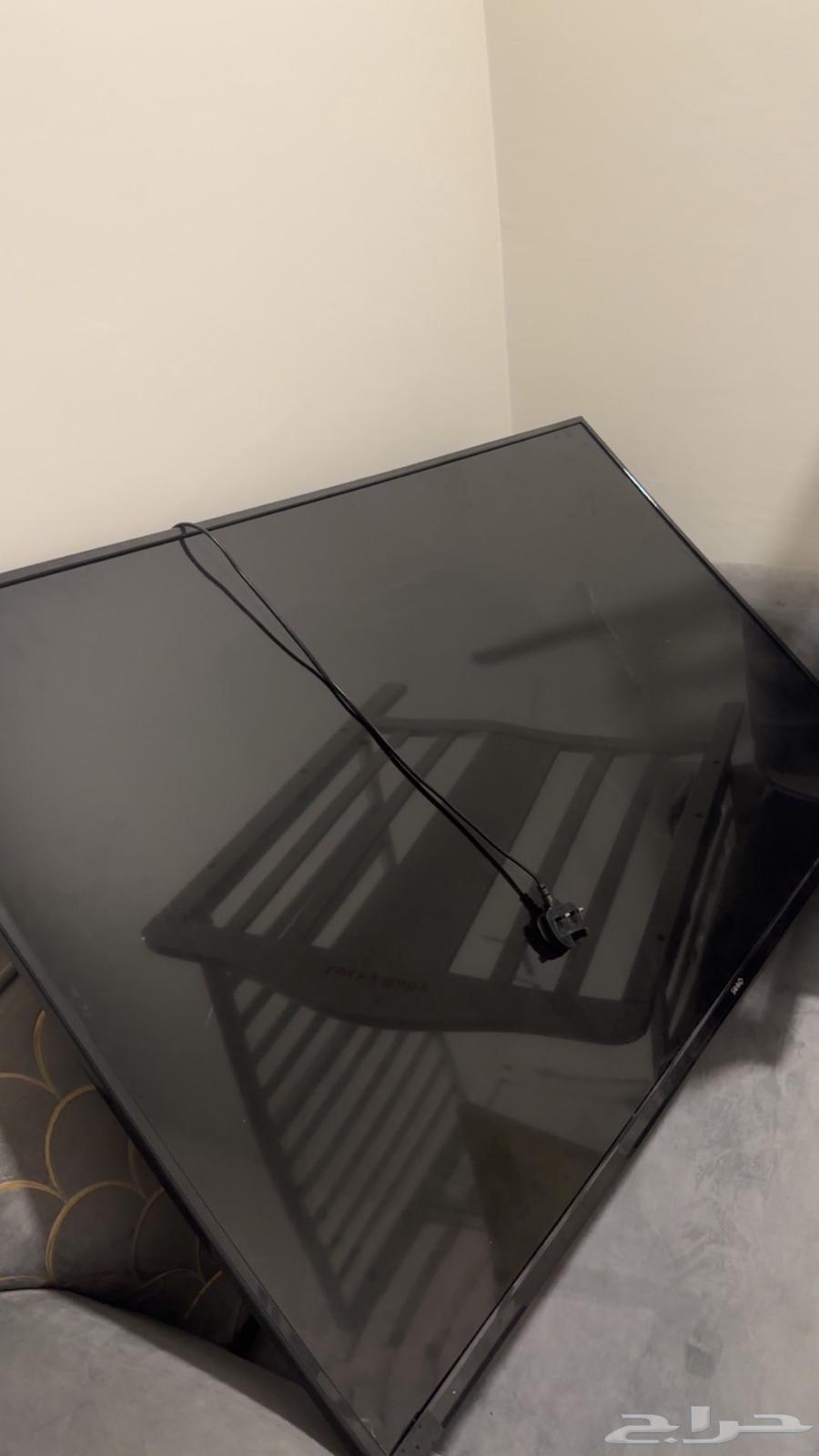 For sale: long sofas and a 55-inch plasma TV with screen damage63015861871619111
