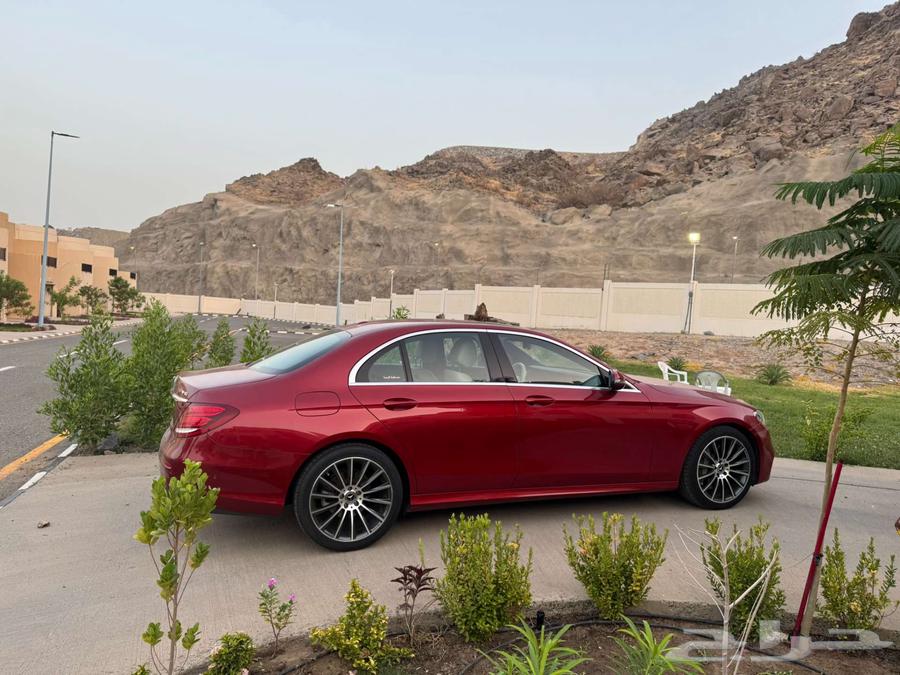 Mercedes E300 201763016974542979112