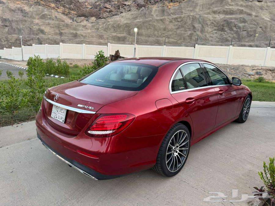 Mercedes E300 201763016974542979113