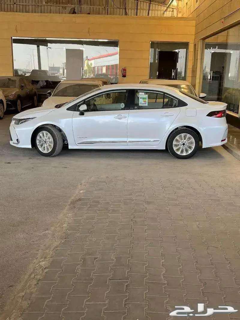 Toyota Corolla 1.5 Standard Alloy Wheels 2025 Installment 1012 Al-Hasan63012087118849111