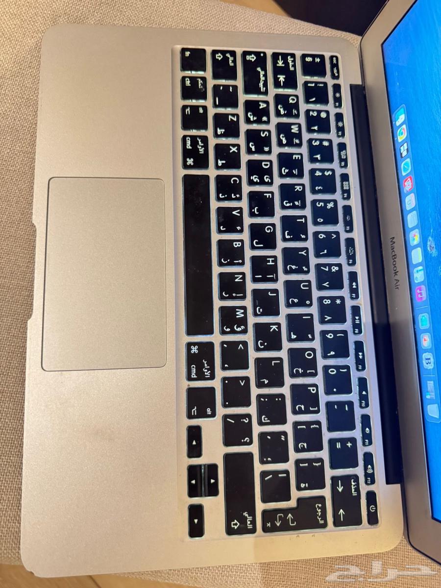 MacBook Air 11.5 with original box63014519487363113