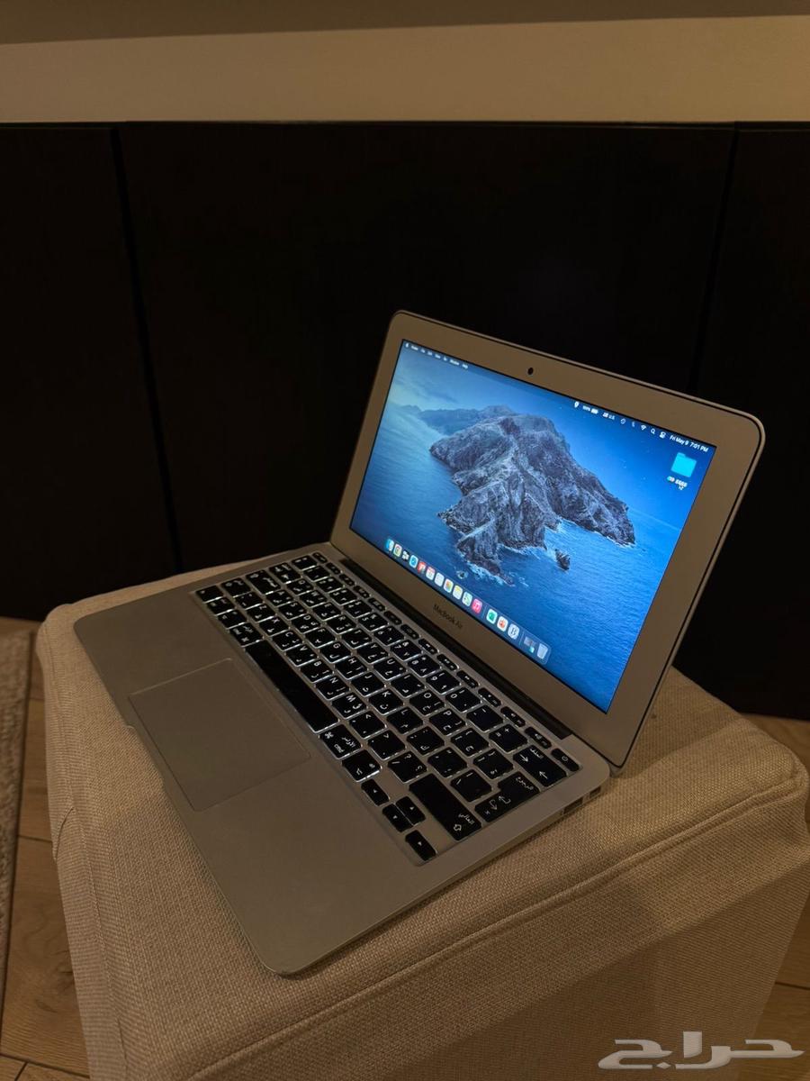 MacBook Air 11.5 with original box63014519487363111