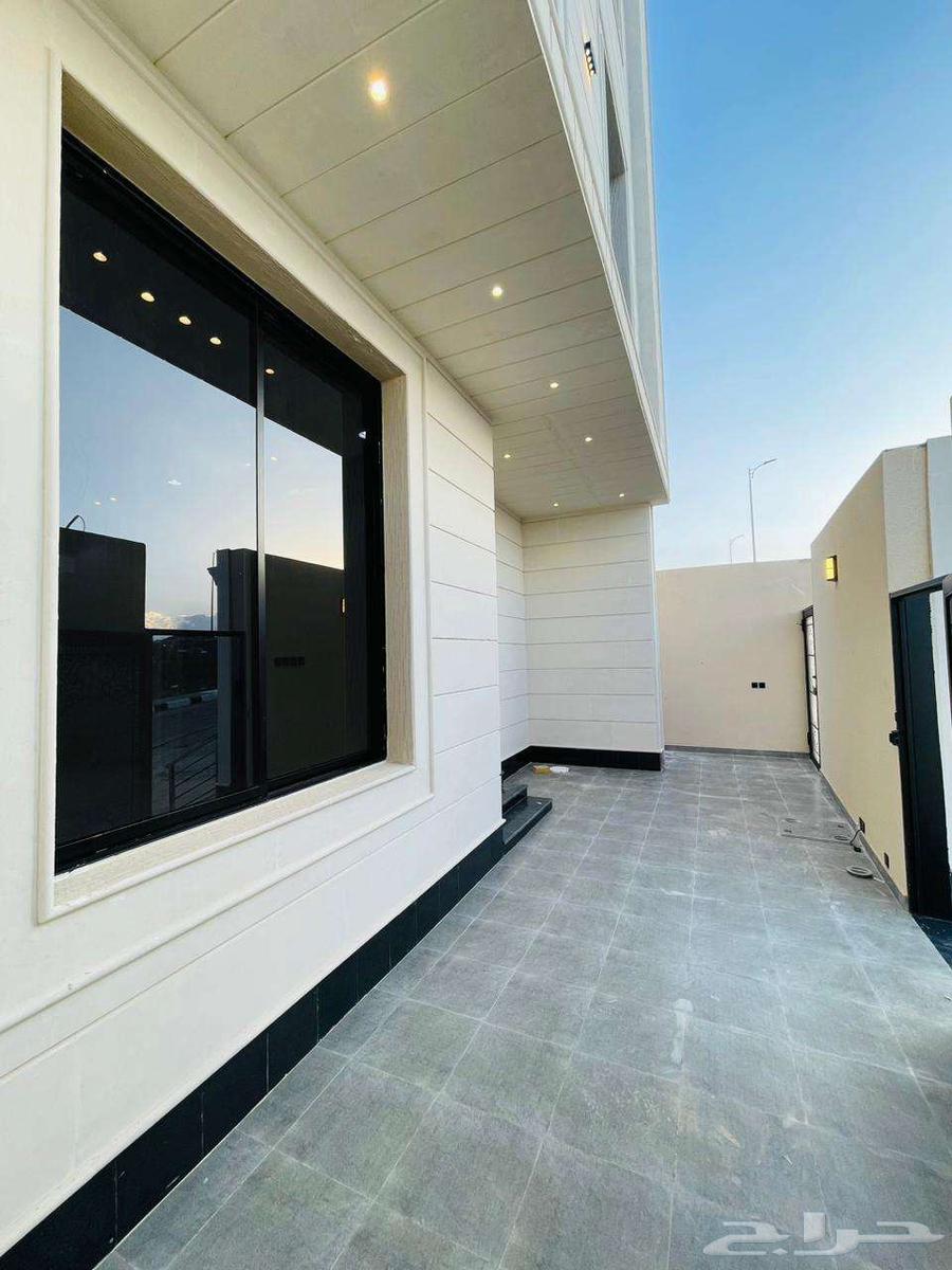 Ground floor apartment with courtyard, exclusive and special price63012959024385111