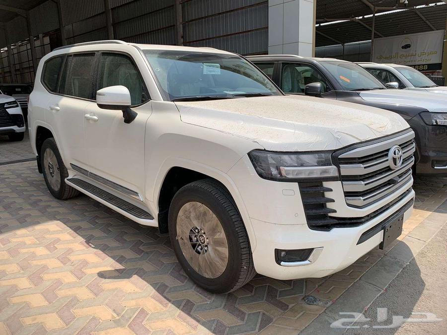 Landrover L4 Gasoline and Diesel 2024 Saudi Cash and Installments63015282199938113