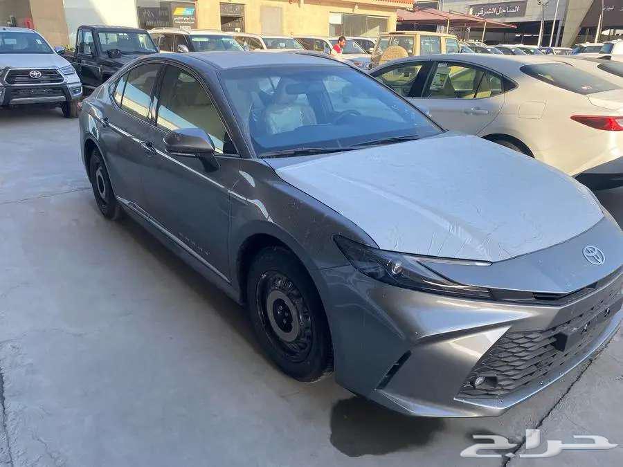 تويوتا كامري استاندر طيس E الساير بنزين 202563013860137985113