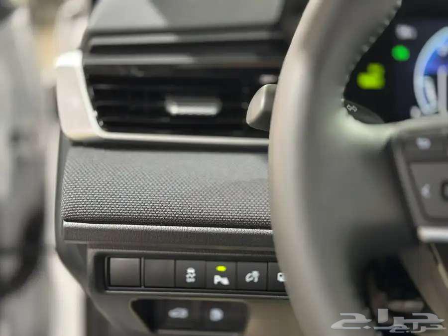 Toyota Camry E PLUS Hybrid 202563014346044929112