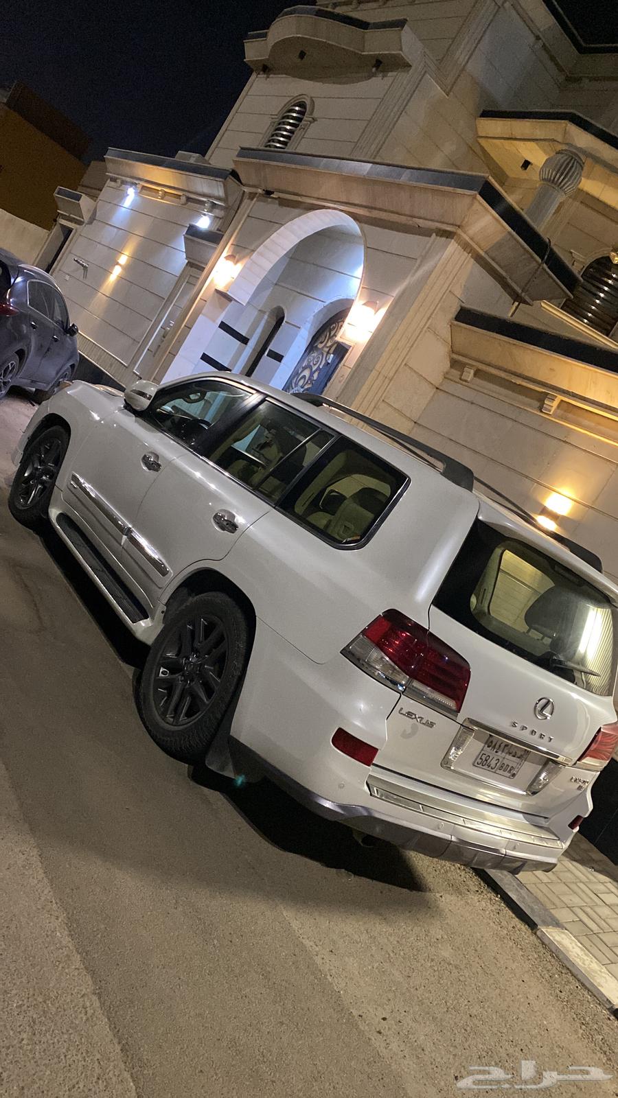 لكزس LX570 201463617088856322112