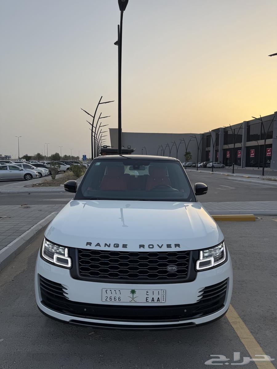 Range Rover Vogue 2014 converted to 2021 inside and outside63067427150722113
