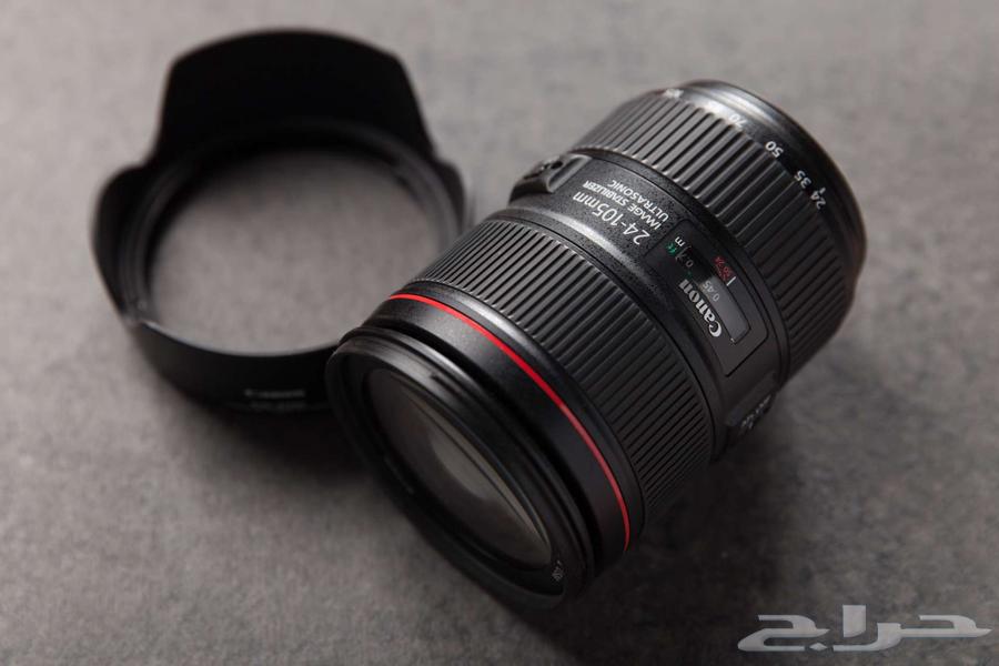 Two camera bodies, three lenses, and lighting equipment63421166199809113