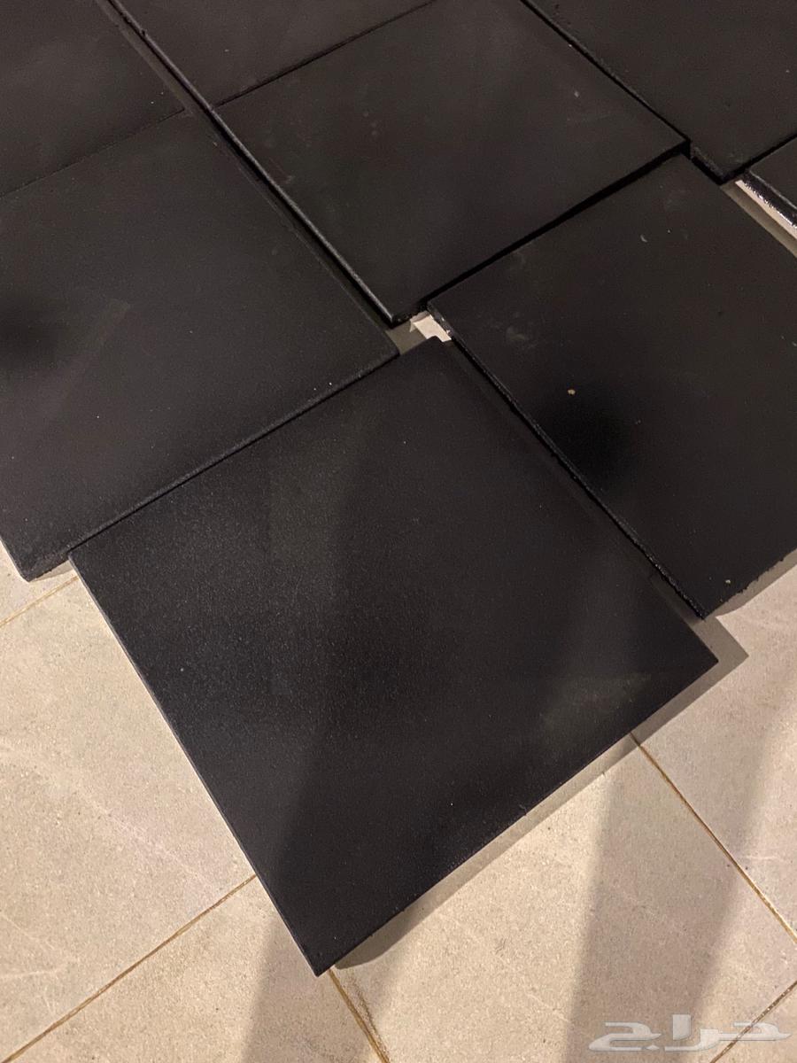 Soft rubber tile flooring for clubs63413693954819114