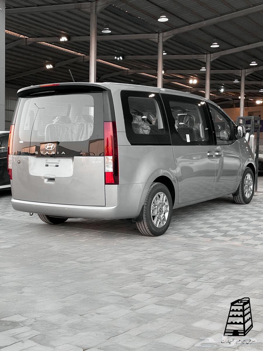 Hyundai Staria 11-seater diesel (cash and installment plans available through banks and companies)63240648409090112