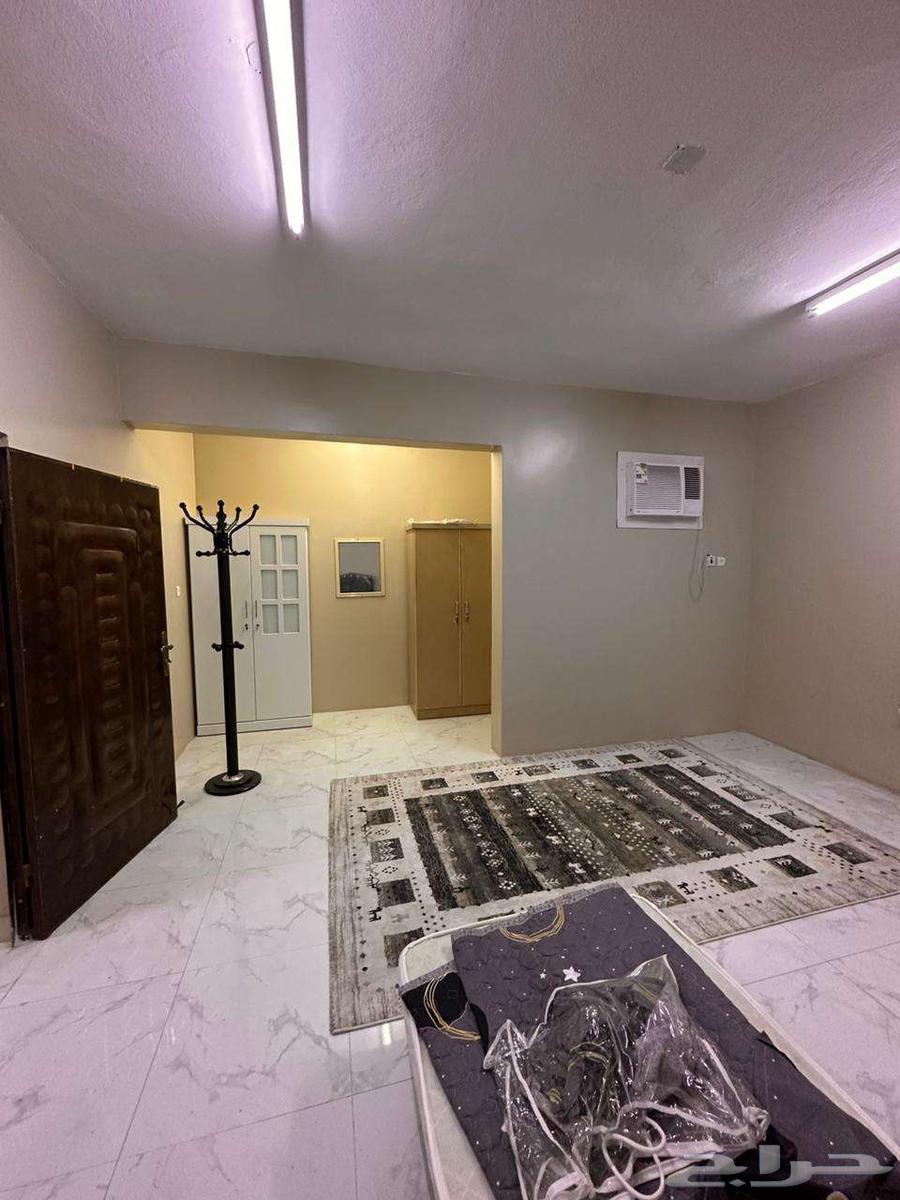 شقة عزاب للايجار بجوار مستشفي الملك فهد بالحفيره628970184243221128