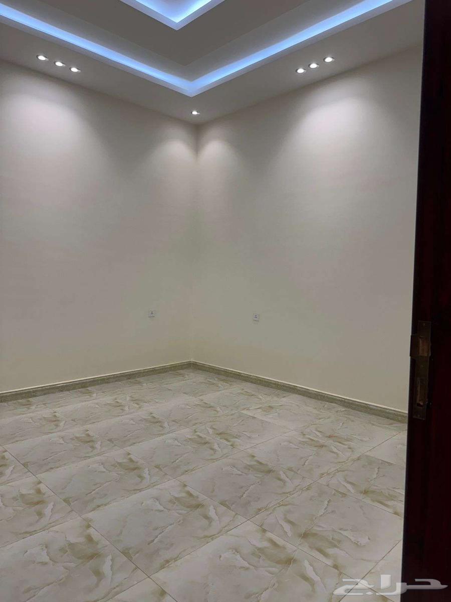 للبيع دور امام مستشفي التخصصي الحمراء63370686379011114