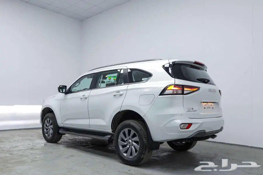 Isuzu MUX 4X4 3.0 Full Option 2024 at Competitive Price63613089764995112