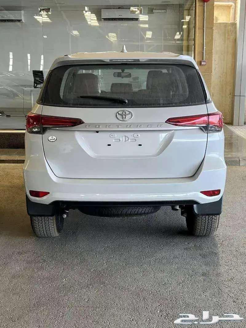 Toyota Fortuner GX2 2.4 Diesel Engine 2024 White63613440838401112