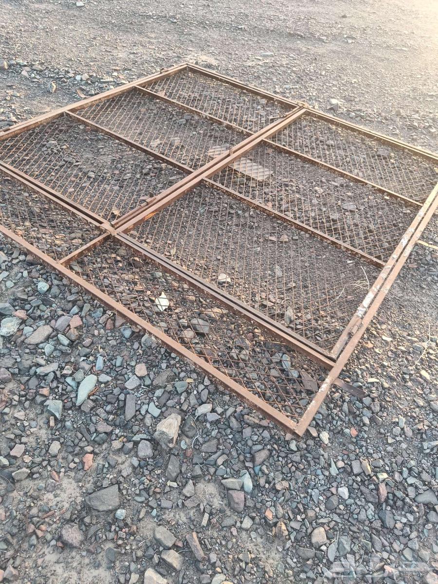 Iron doors and mesh doors630327293186591123