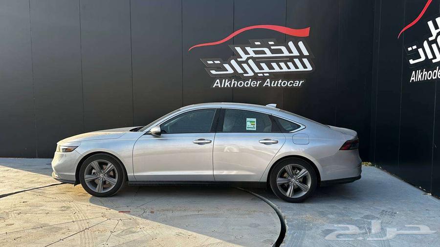 Honda Accord EX Half Full 202563613438395907111