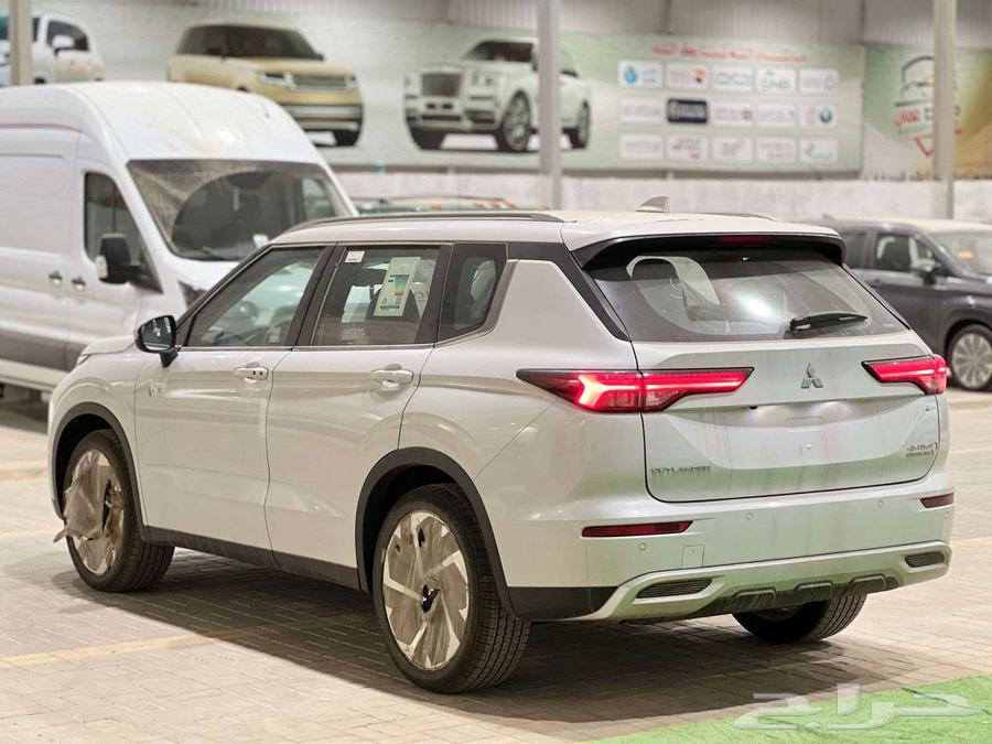 Mitsubishi Outlander Half Full 7-Seater 2025 Special Offer63613429332867113