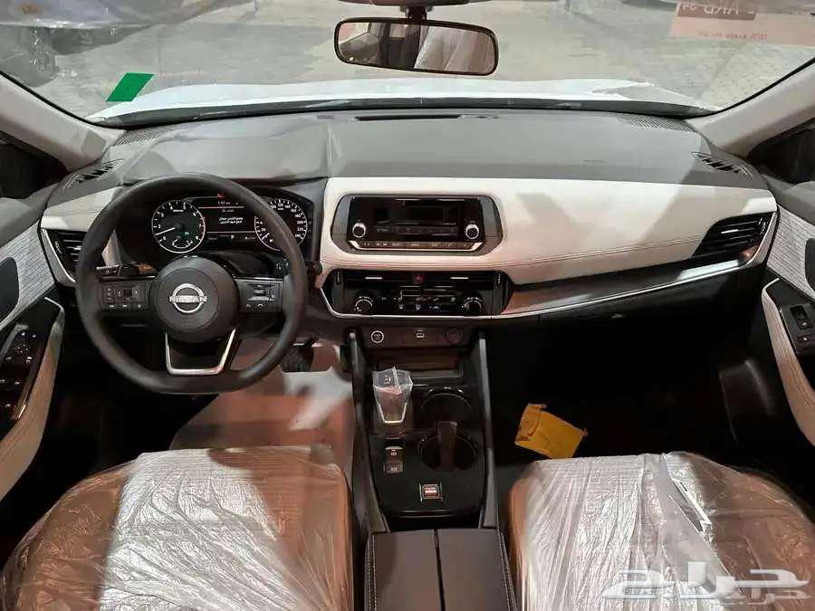Nissan Extreel 2025 7-seater and 5-seater cash and distinction63613441437442112