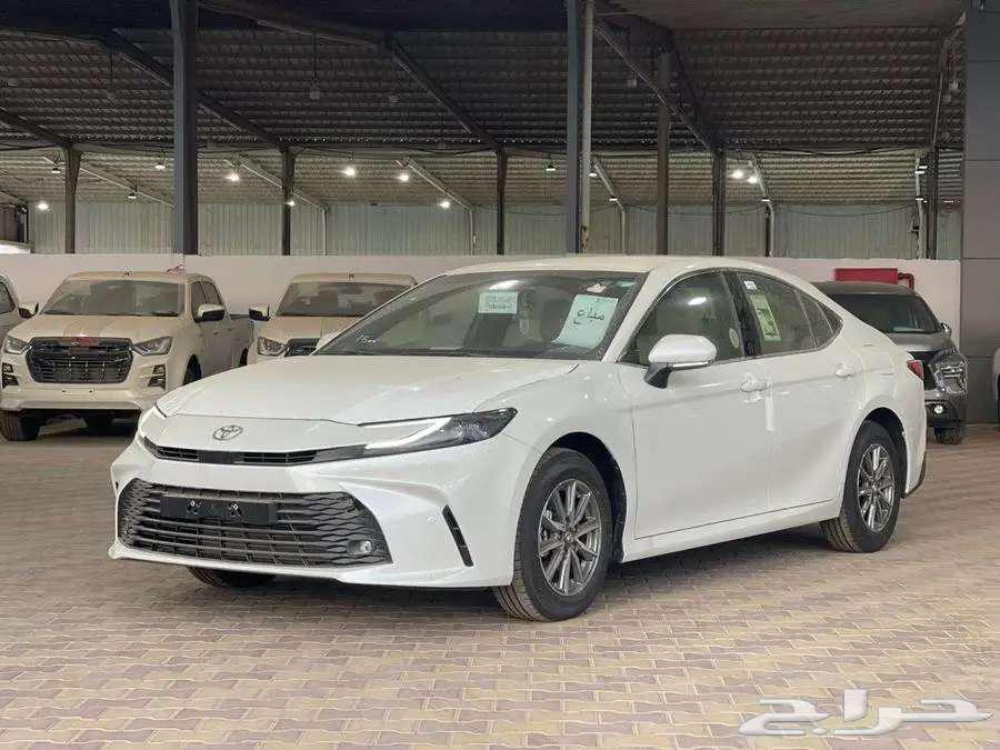Toyota Camry E 2025 Model at Ibn Dhiyab for Cars63613689659266111