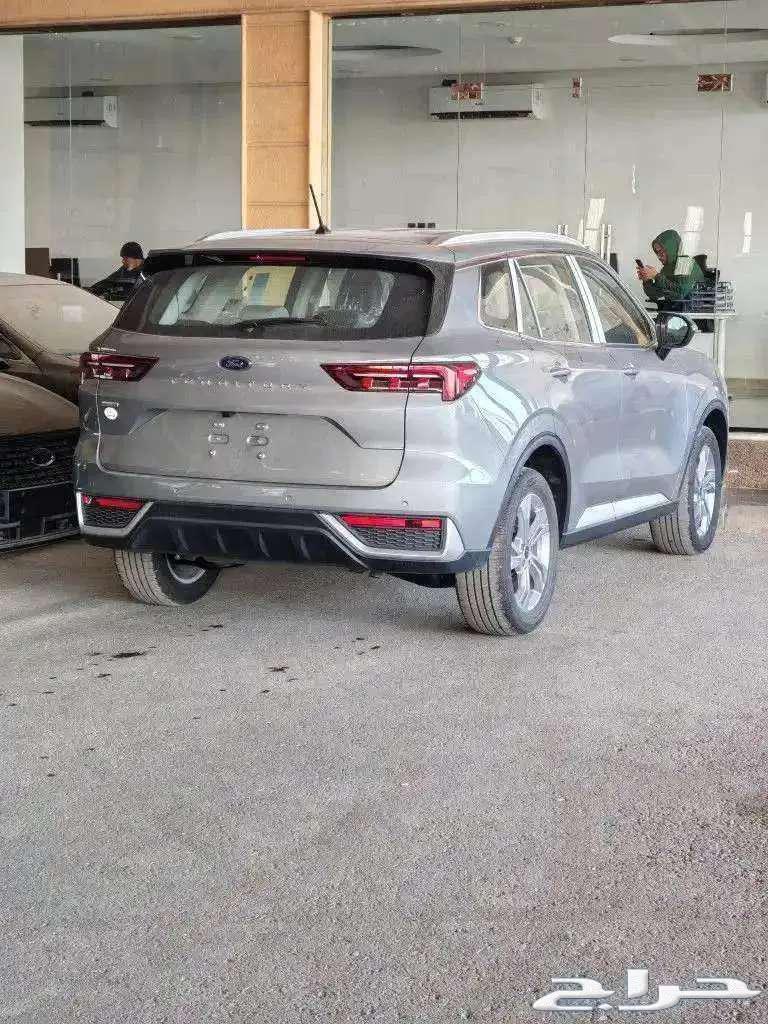 فورد تيريتوري ترند 2025 نص فل رمادي63613944596097112