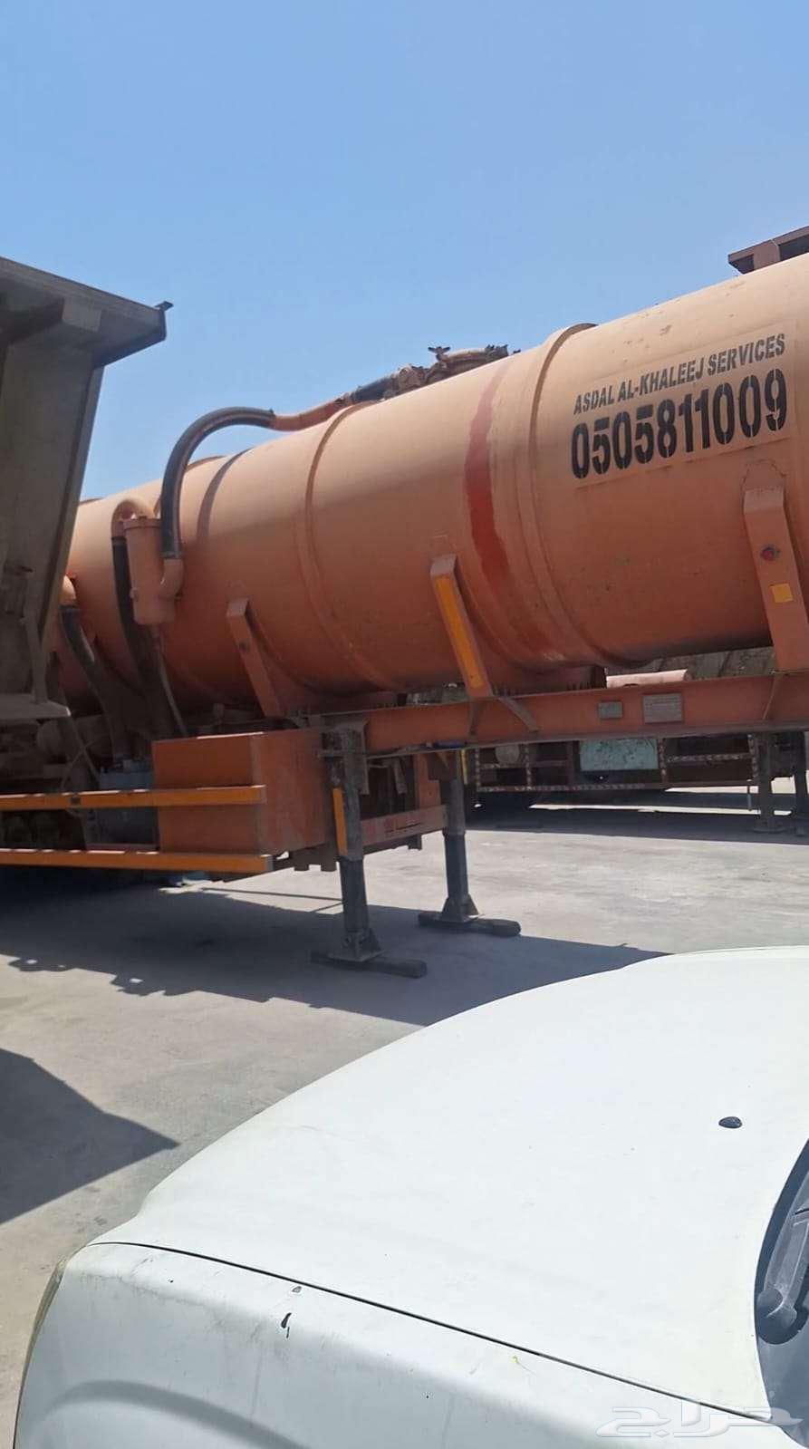 Suction tank63613938488579111