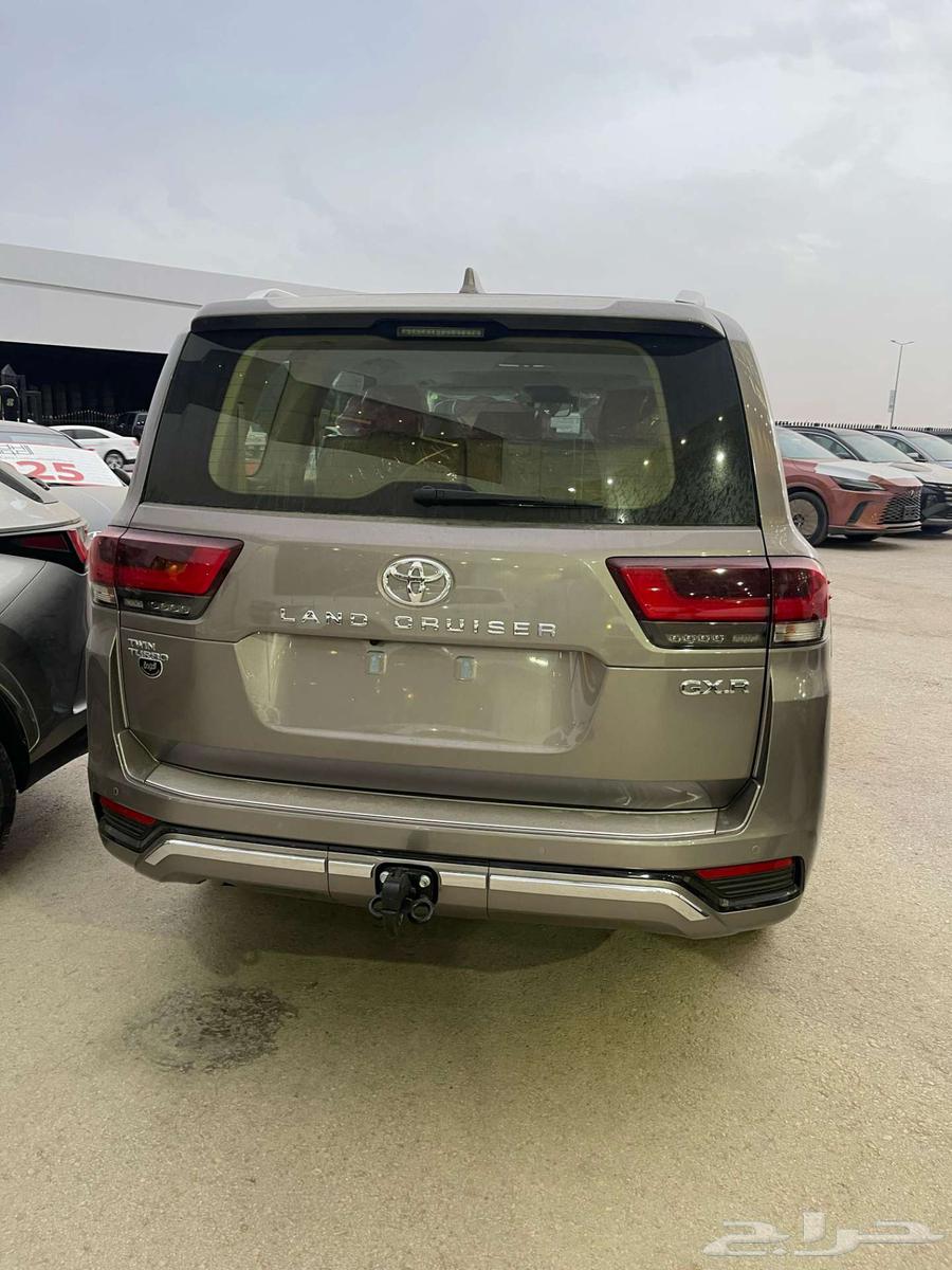 Toyota Land Cruiser #3 Model 202563613951398274114